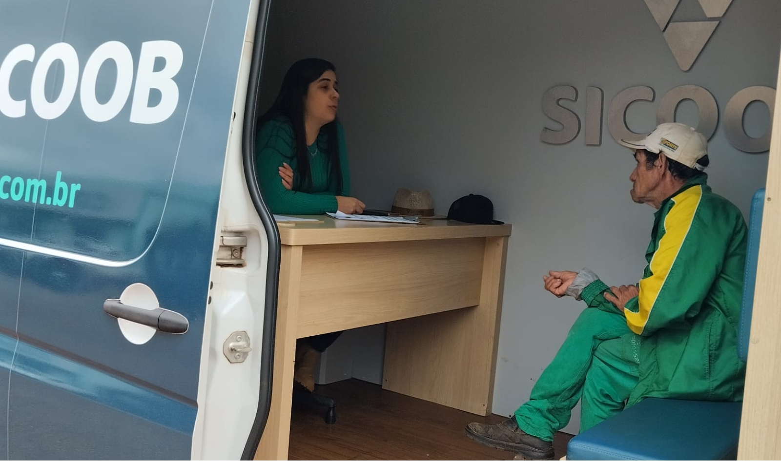 Sicoob Credicapital recebe premiação nacional por ações de orientação financeira