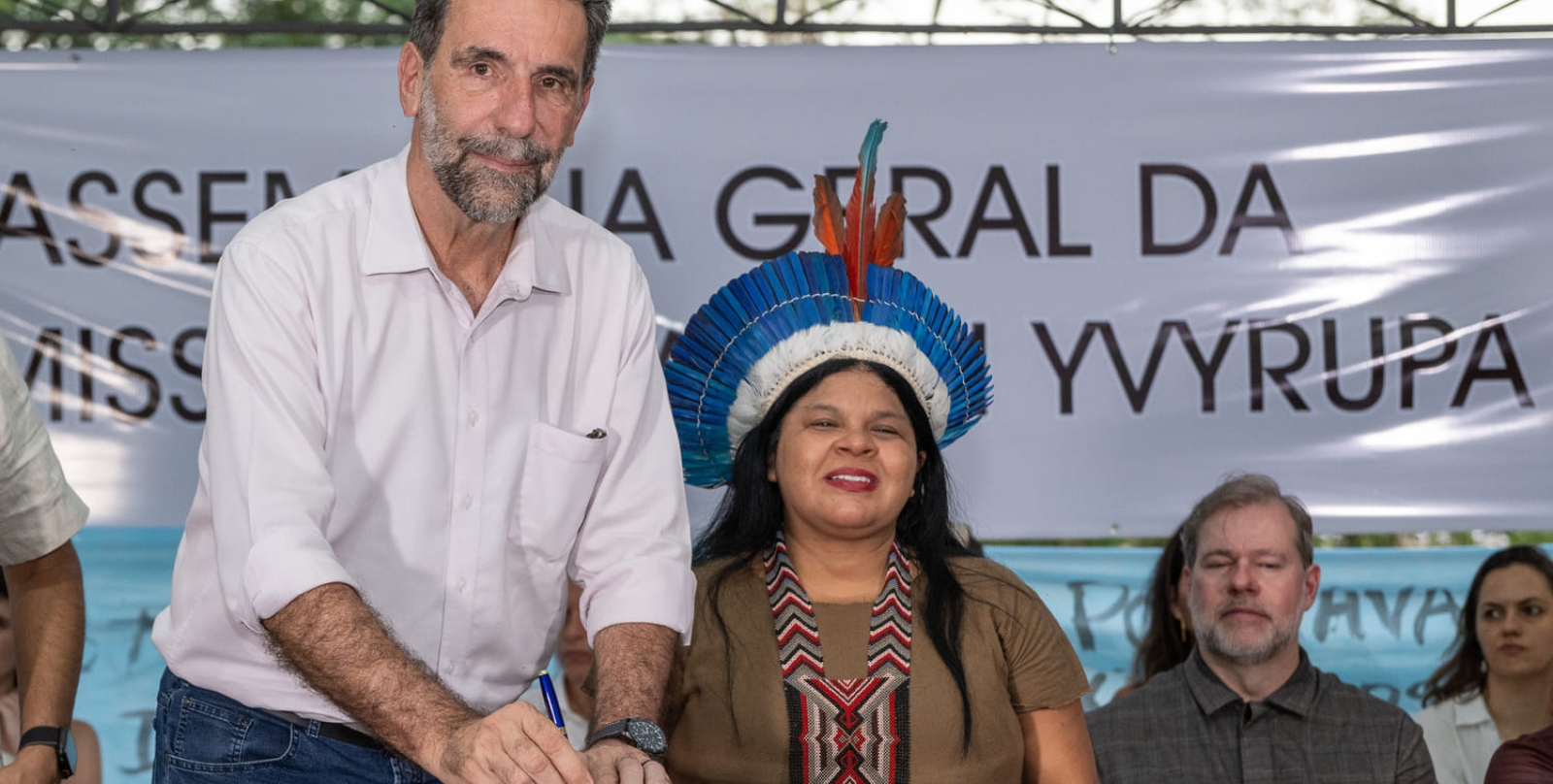 Acordo inédito vai permitir compra de 3 mil hectares de terras para indígenas Avá-Guarani, no oeste do Estado