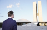 “É HORA DE SACUDIR O SENADO”