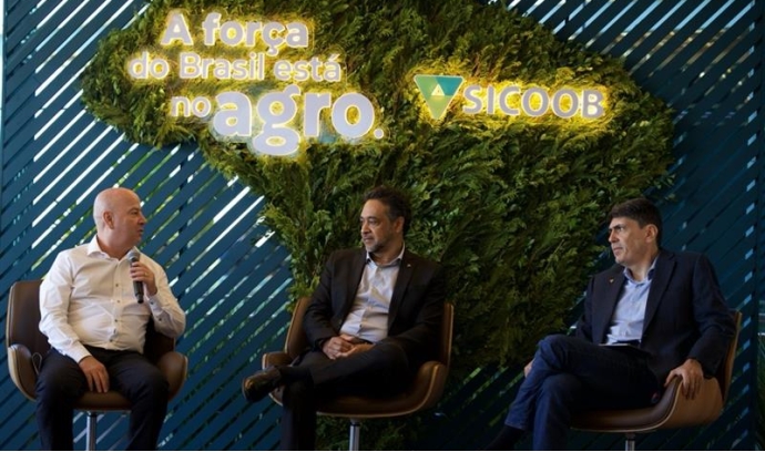 Crédito Rural: Sicoob projeta R$ 60 bilhões em concessões na Safra 25/26