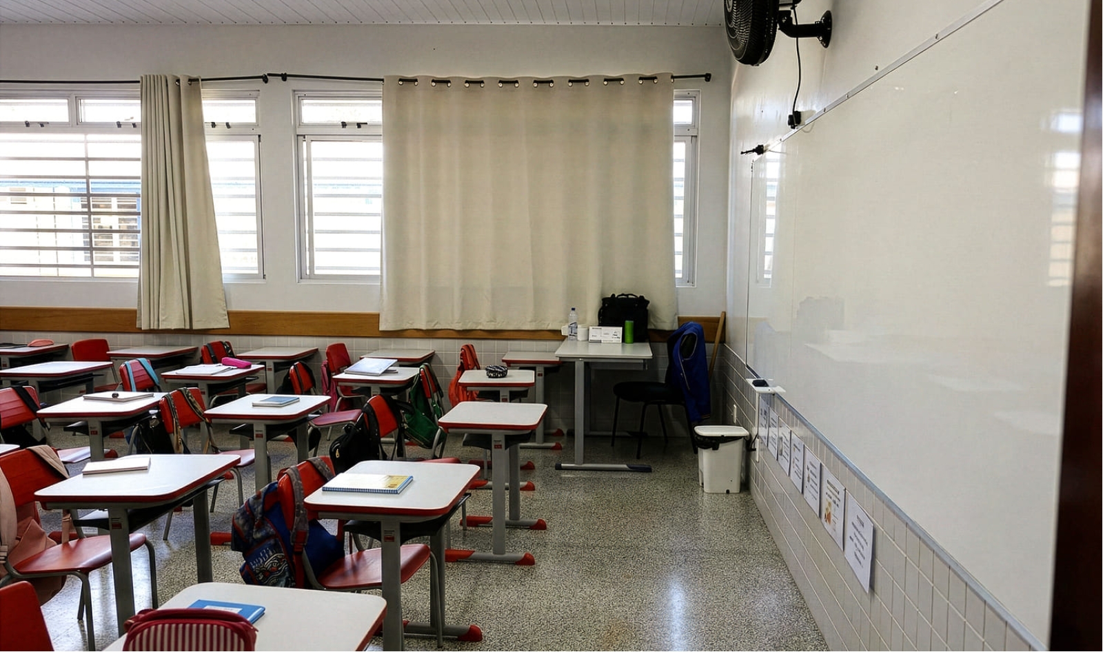 Falta de profissionais em escolas e Cmeis de Cascavel acende alerta para o ano letivo de 2026