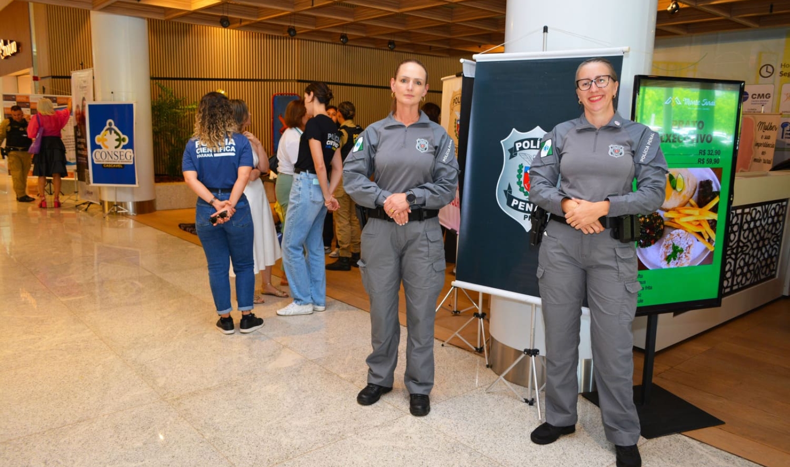 Para além do 8 de março: evento orienta sobre a violência doméstica e reforça canais de denúncia em Cascavel