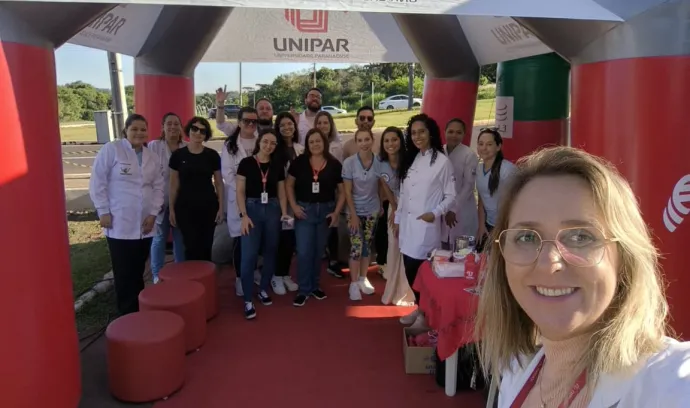 Unipar Cascavel participa de evento em homenagem às vítimas do voo 2283