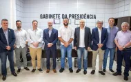 residente da Câmara, Tiago Almeida, recebe Fiep e representantes da indústria