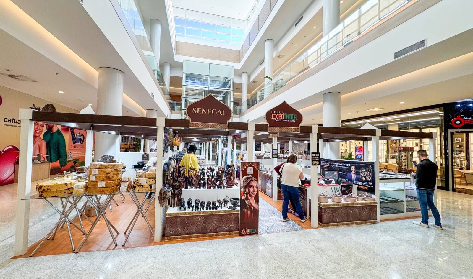 Feira multicultural "Expo Índia" reúne cultura de sete países no Catuaí Cascavel