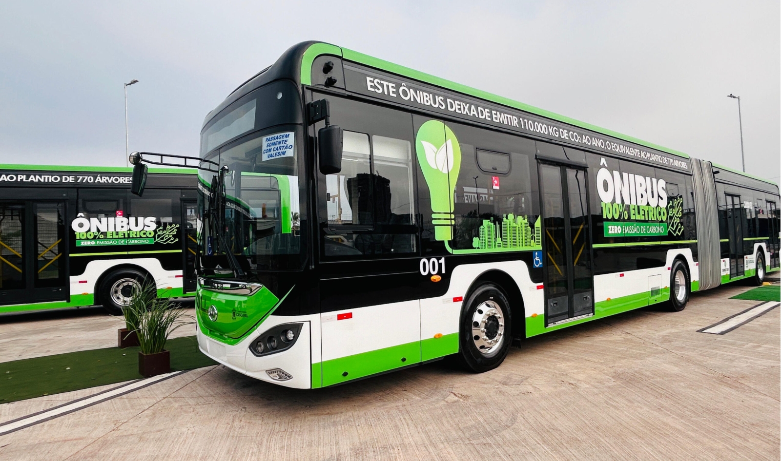 Frota elétrica economiza mais de R$ 1,2 mi em óleo