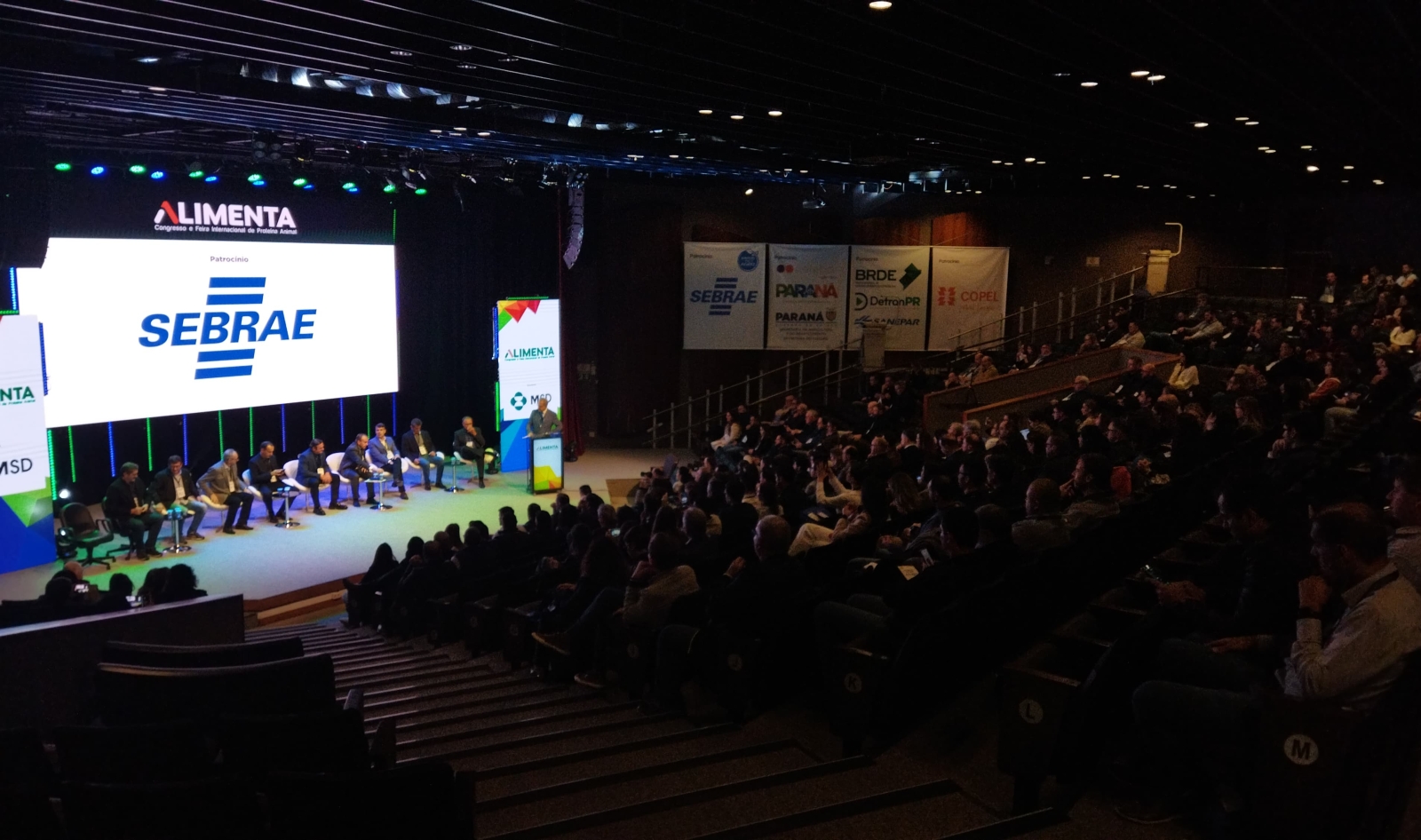 Primeiro dia do Alimenta 2025 reúne lideranças do setor de proteína animal no Brasil