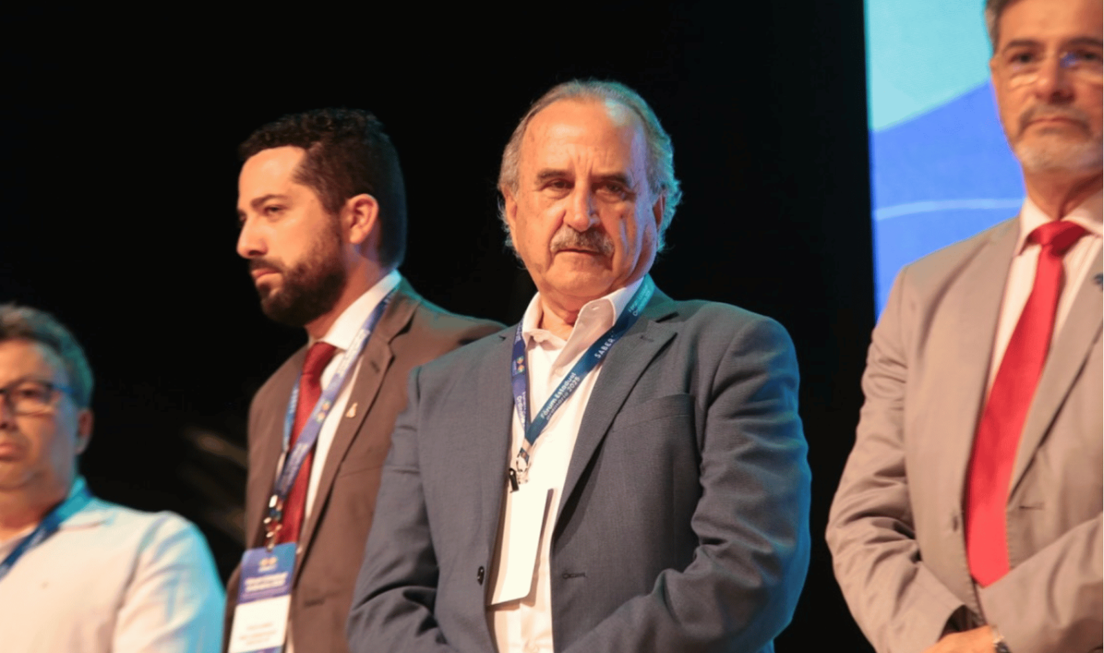 Renato celebra curso e fala em banir “perversos”