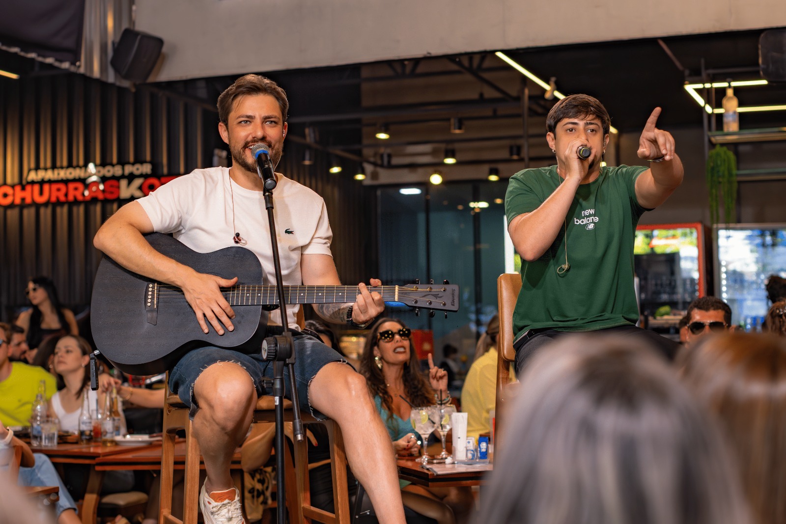 Além do Top1: Lucas e Higor mantêm “Flash” em alta nas rádios e avançam nas plataformas 